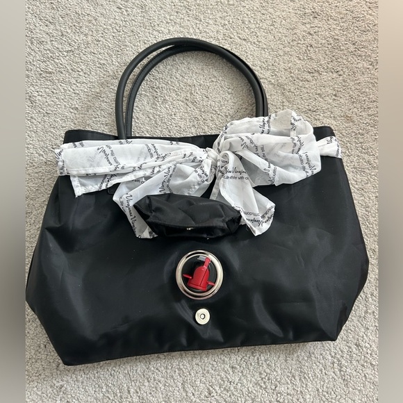 Vivajennz Life With Attitude Black Tote Bag with Wine Pouch/Spout - Picture 3 of 6